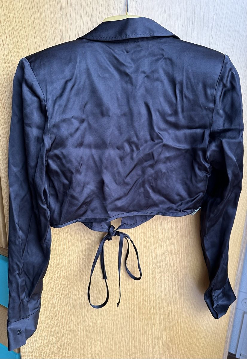 Zara Camicette: Crop Satin Bluse XS - Zara – Nuovo e nell'imballaggio originale da Morbio Superiore venduto da mic_8qcl 2
