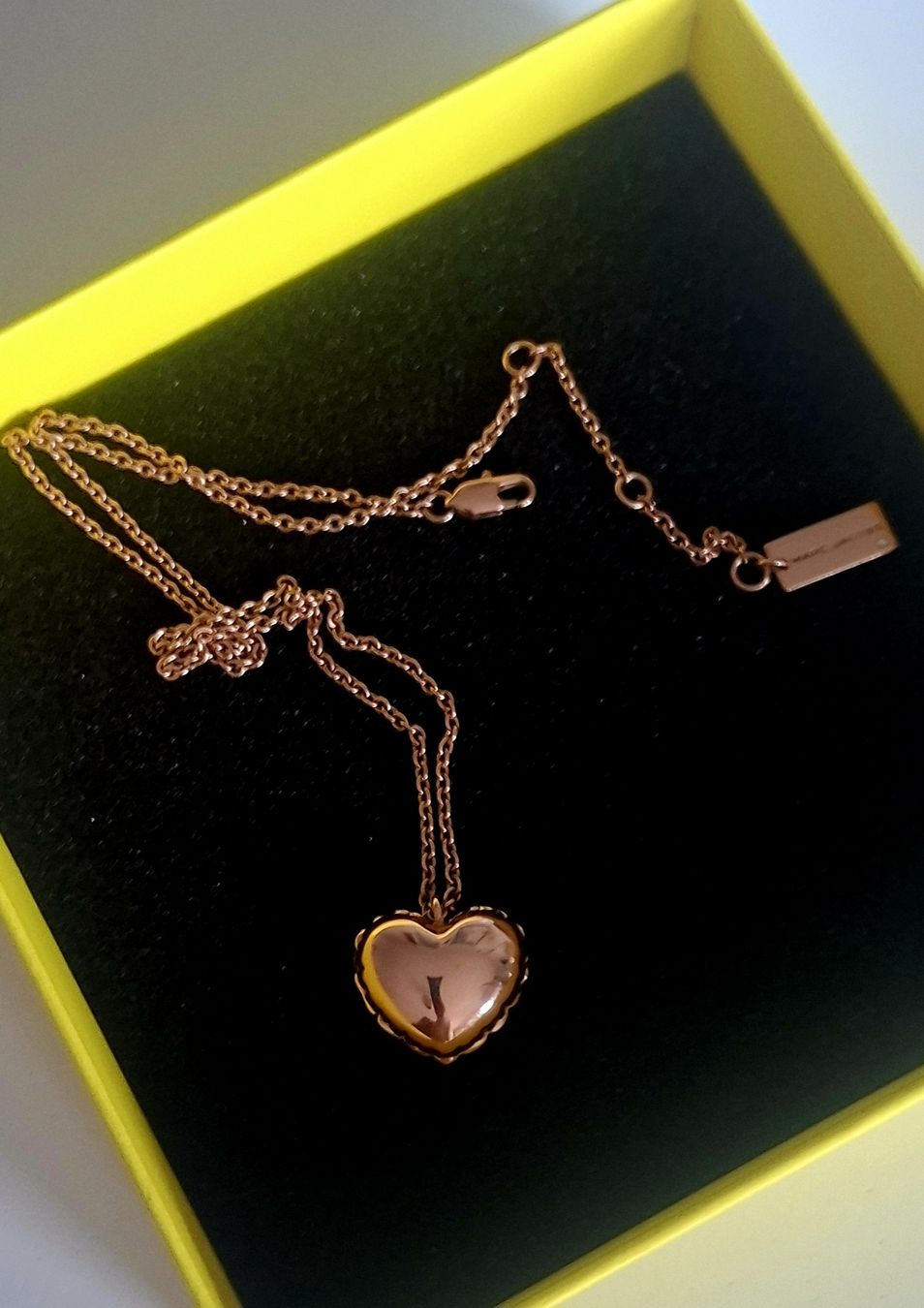 Marc Jacobs Ketten: Marc Jacobs Rose Gold Heart Necklace – Gebraucht aus Leysin von Libelluli 4
