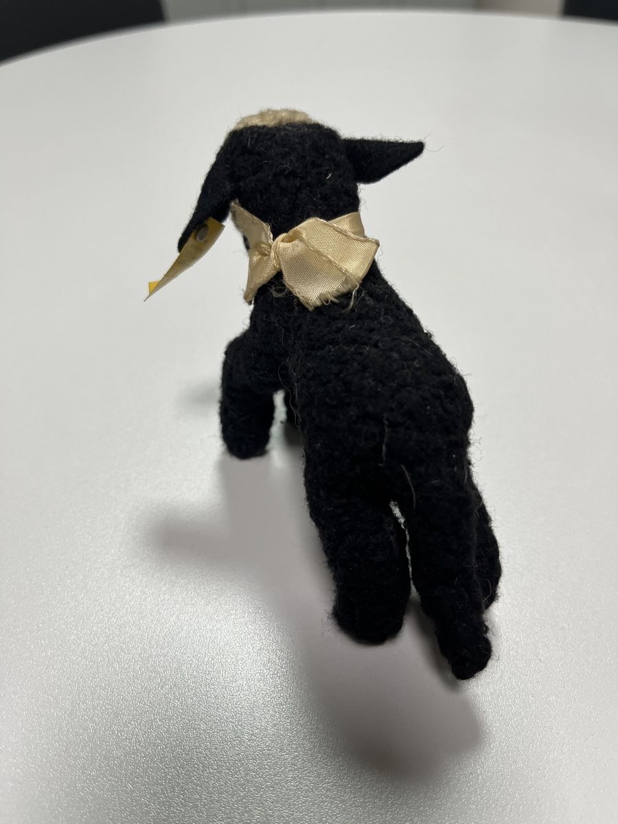 Steiff Spielzeuge: Steiff Lamm Swapl Art. Nr. 6510.0 ca. 10cm gross – Gebraucht aus Dietikon von cre8different 2