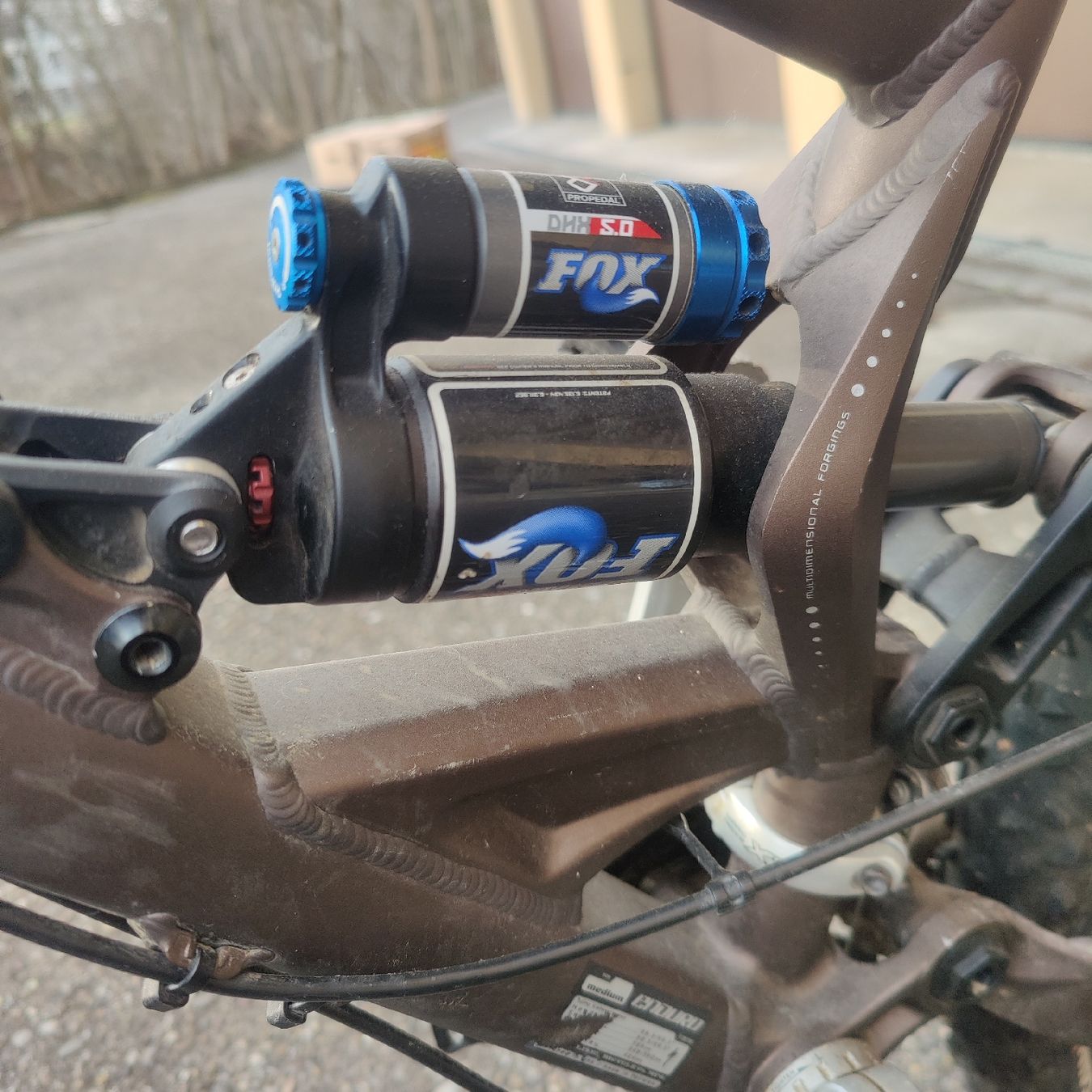 Velos: Downhill/Singletrail Bike Specialized Enduro Pro – Gebraucht aus Thürnen von  2