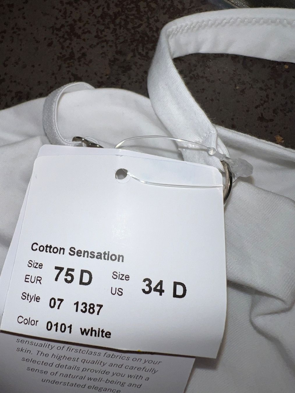 Hanro Altra biancheria intima: BH HANRO 75D neu – Nuovo (secondo la descrizione) da Dornach venduto da samuti 1