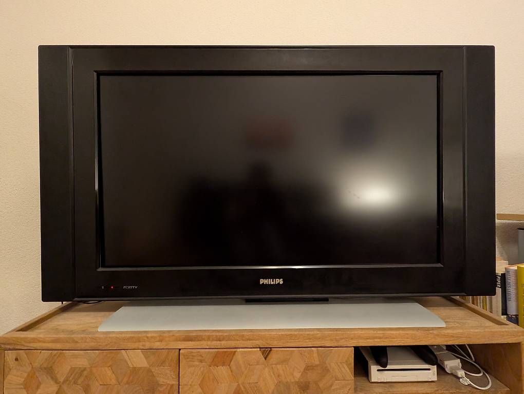 Appareils TV: Fernseher, Philips TV 42Zoll – D'occasion à Uster par Marktleader 1