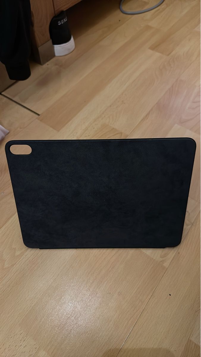 Apple Covers & Taschen: Coque tablette Apple Folio intelligent – Gebraucht aus Penthalaz von Ya88