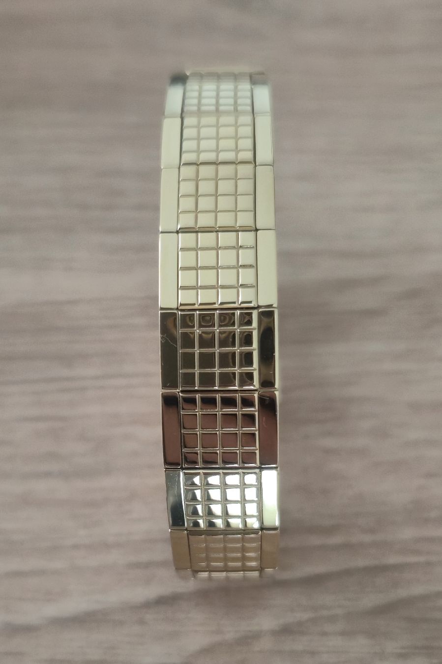 Bracciali & Braccialetti: Bracelet doré Tissot modèle T04... – Nuovo (secondo la descrizione) da Le Locle venduto da Arya4 1