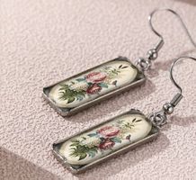 Boucles d'oreilles pendantes rectangulaires motif floral