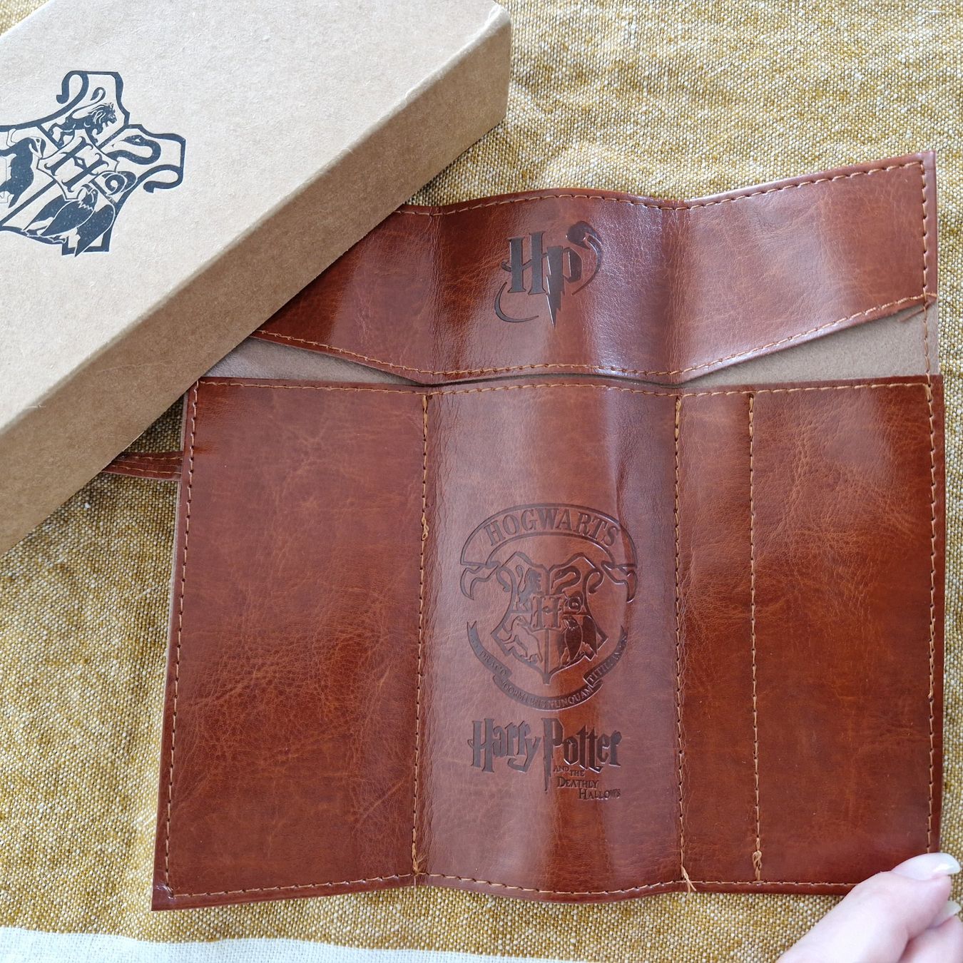 Astucci : Harry Potter Etui, braun, neuwertig – Nuovo (secondo la descrizione) da Gränichen venduto da sunchi07 2