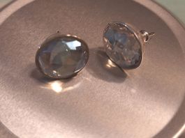Swarovski Ohrstecker mit weisse Steinen
