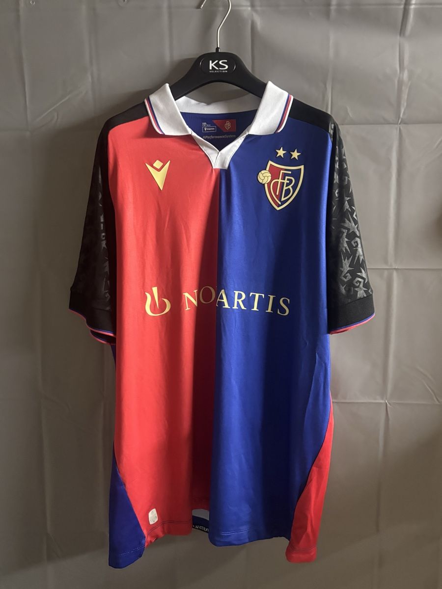 Canottiere & Pantaloni: Fc Basel Renato Veiga #40 Trikot ab 5.- – Usato da Basel venduto da kleinerprinz