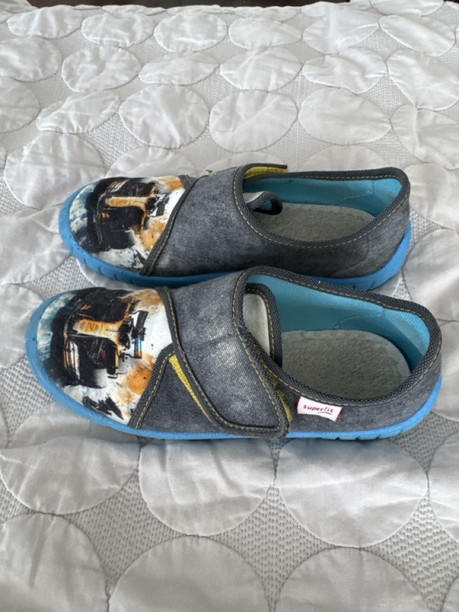 Superfit Scarpe per ragazzi: Superfit Hausschuhe Gr 31 – Usato da Ittigen venduto da MOVIN20 2
