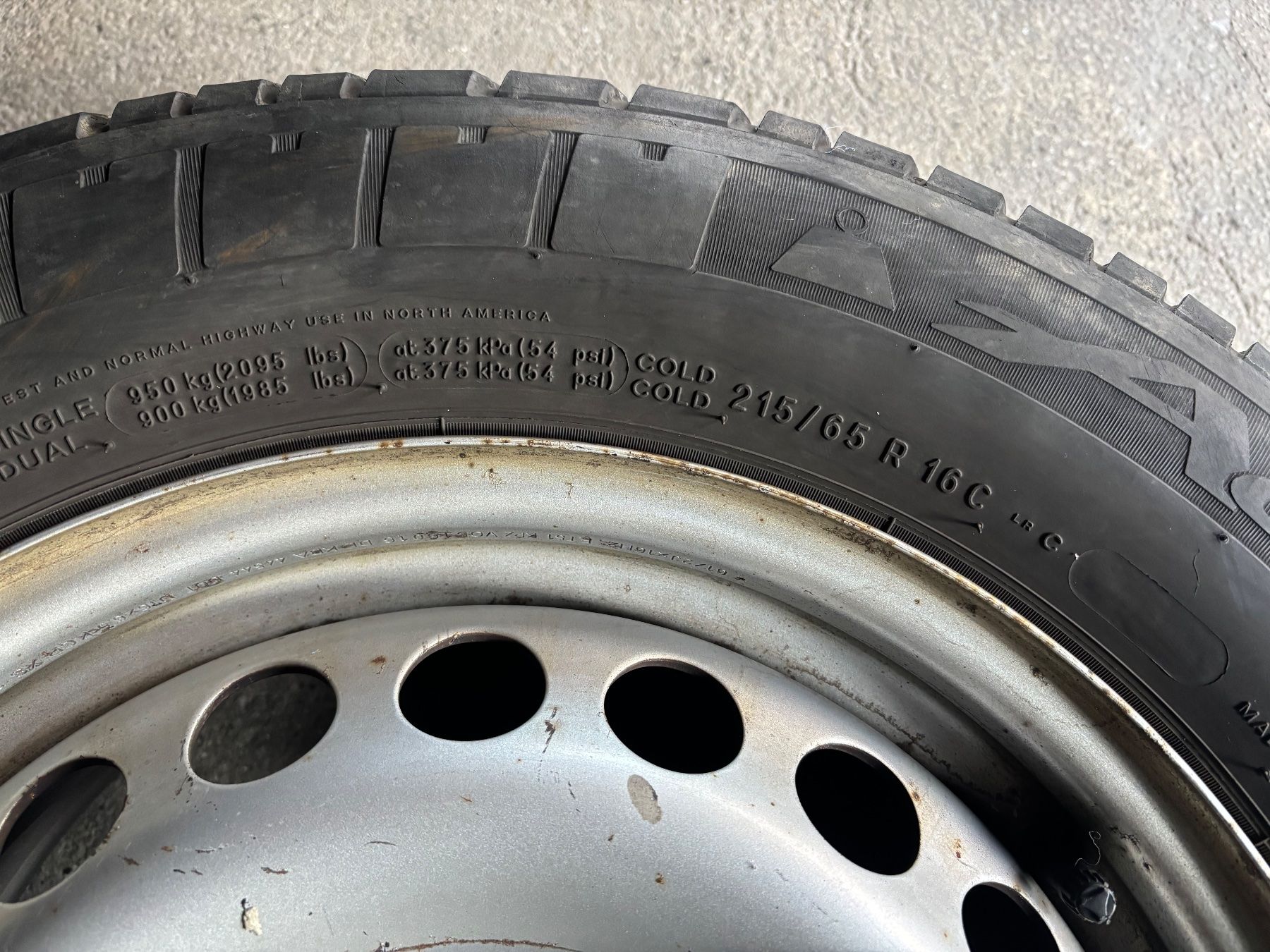 Pneumatici & Ruote complete: Reservenrad VW t5 / T6 – Usato da Emmenbrücke venduto da car08 7