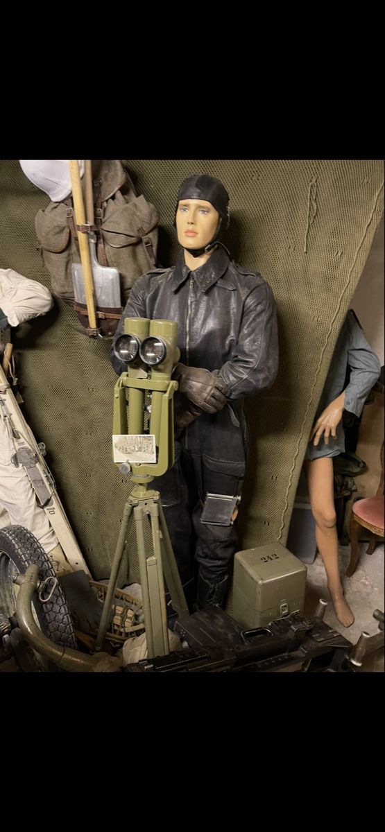 Schweizer Armee Uniformi: Uniform Pilotenkombi – Usato da Basel venduto da torthum