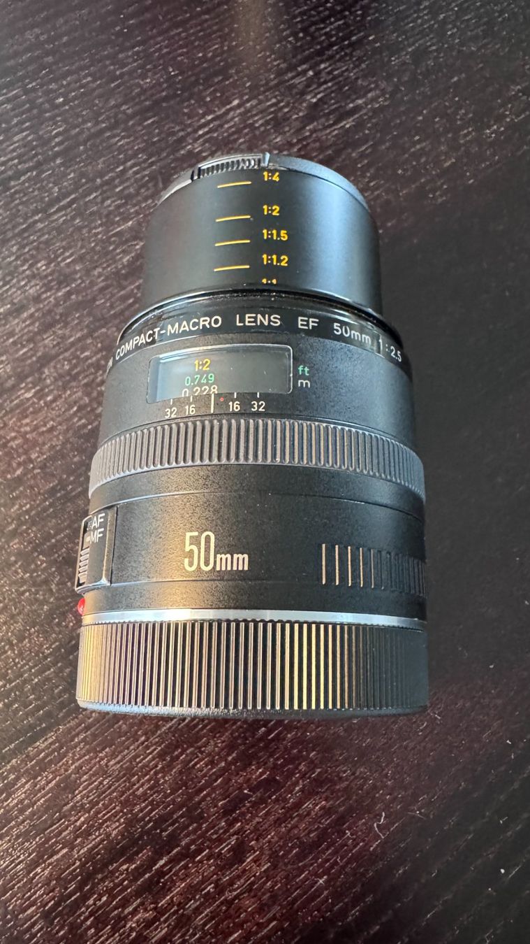 Canon Objektive: Canon Compact-Macro Lens EF 50mm 1:2.5 – Gebraucht aus Emmenbrücke von Meggen1969