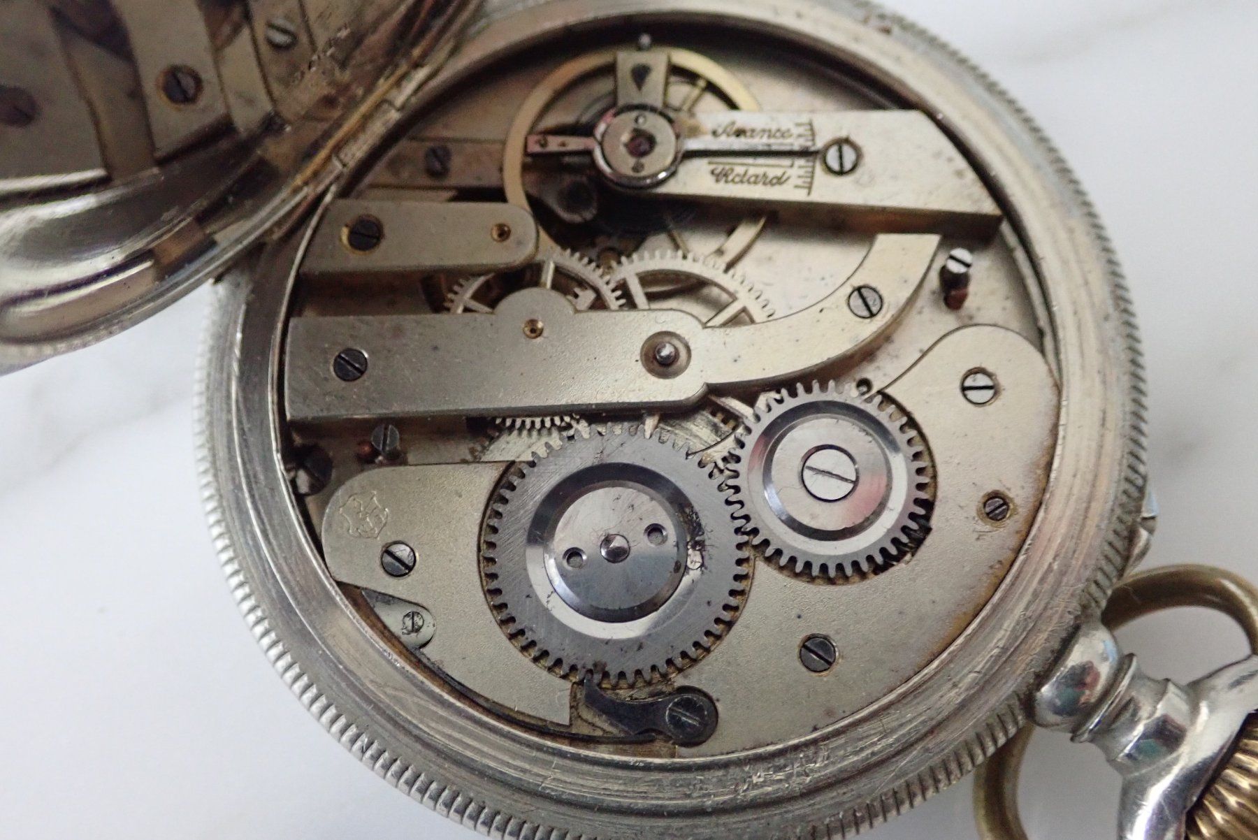 Swiss Orologi: ANTIK TASCHENUHR LÄUFT 55MM. – Usato da Wohlen AG venduto da superwatches 3
