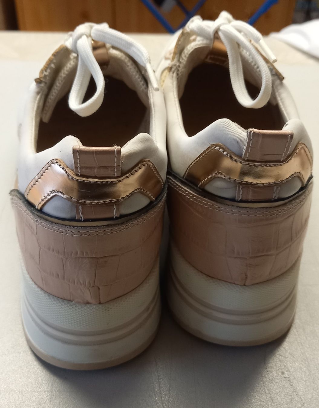 Scarpe da donna: Turnschuh für Damen – Usato da Thun venduto da Erti5 5