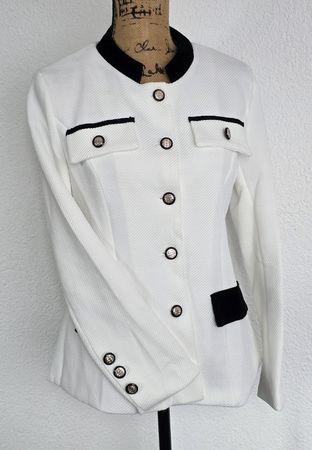 Elegante Damenjacke, Weiss mit schwarzen Akzenten, Grösse S
