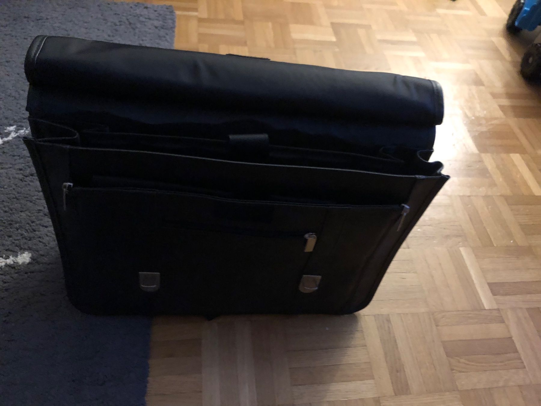 Borse: Ledertasche/ Aktentasche schwarz – Nuovo (secondo la descrizione) da Zürich venduto da manuunited 2