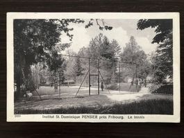 PENSIER près Fribourg, Institut St. Dominique, le tennis