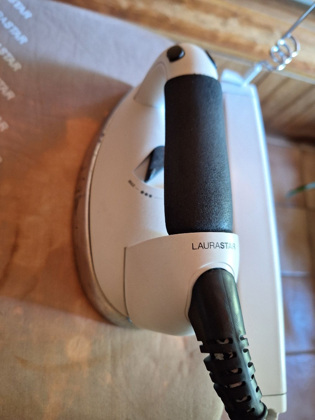 Laurastar Ferri da stiro: Laurastar S4a – Usato da Genolier venduto da Antoine30 2