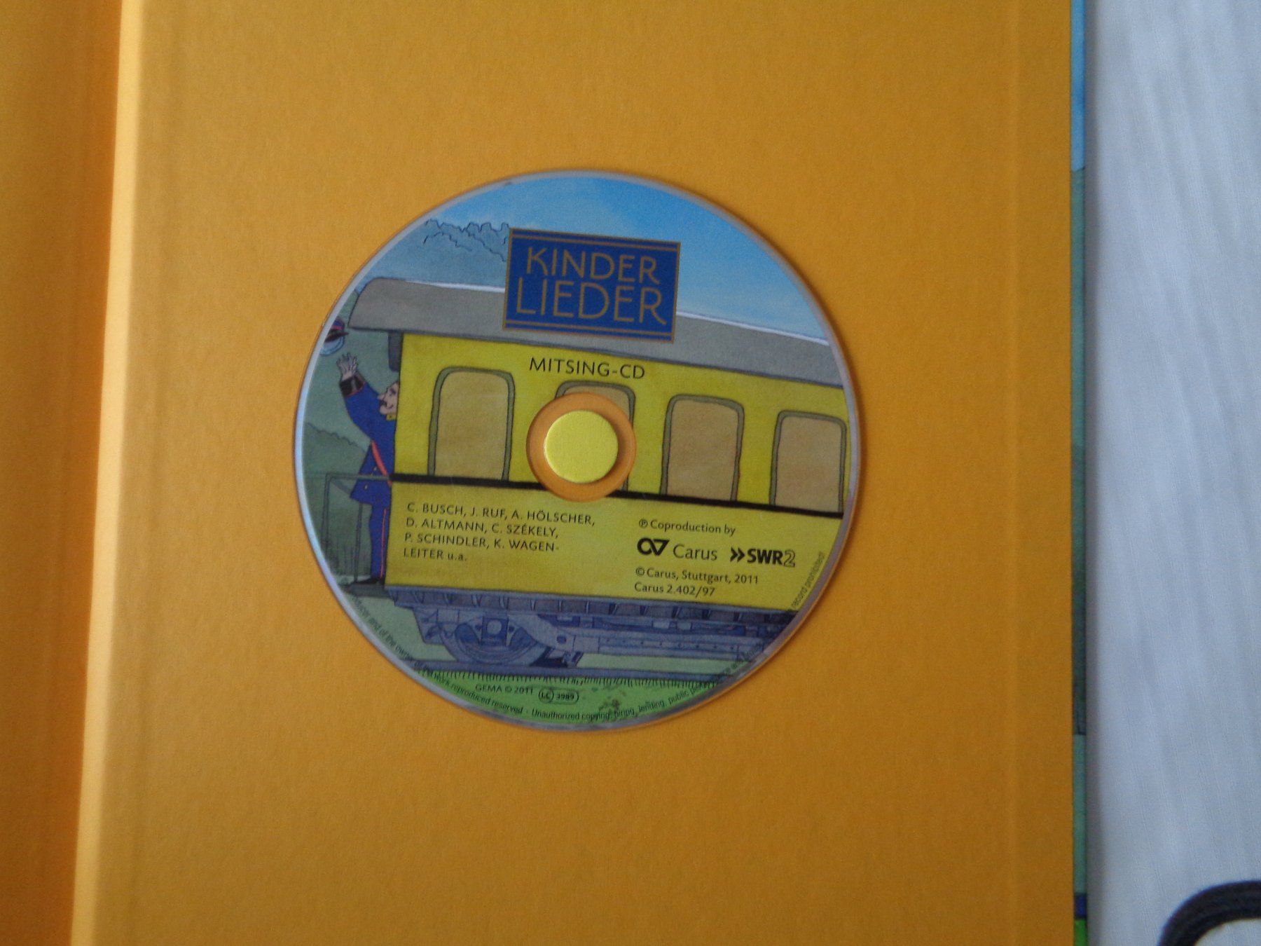 Bücher: Kinderbuch mit Kinderlieder und CD – Gebraucht aus Chur von Oregano1 3