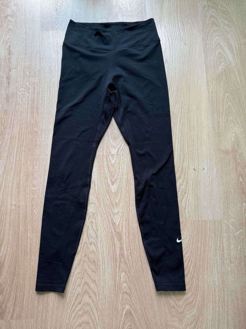 Nike Leggings: Nike Dri-Fit Leggings Grösse S – Gebraucht aus ZUFIKON von SULMI01