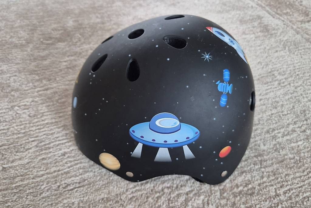 Caschi: Kinderhelm NEU Gr. 48-51cm – Nuovo e nell'imballaggio originale da Zürich venduto da RoeNat