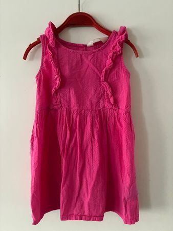 Schönes Kleid H&M Gr. 104