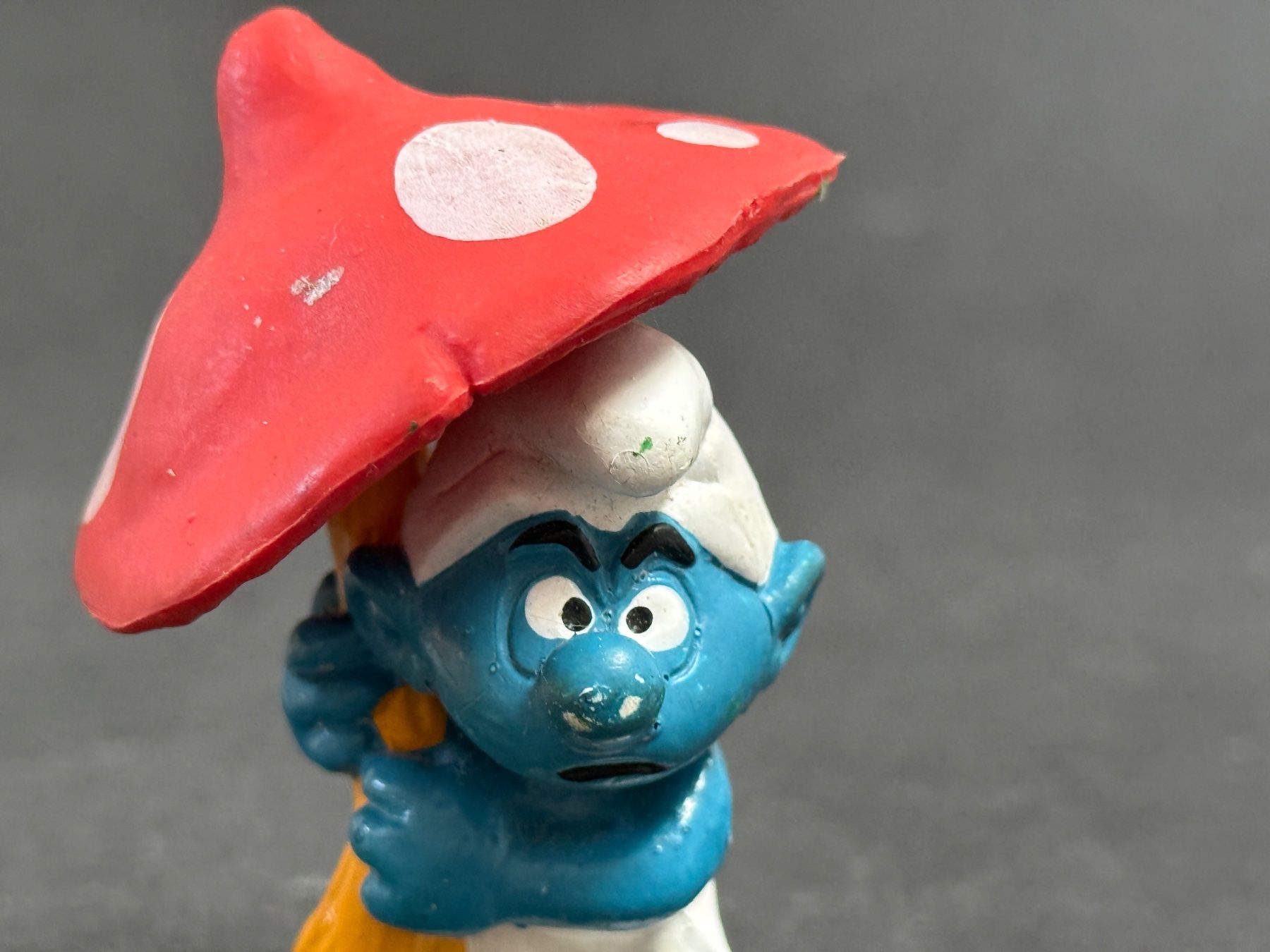 Statuette: Schirm Schlumpf Pilz – Usato da Ennetbaden venduto da mapa05 2