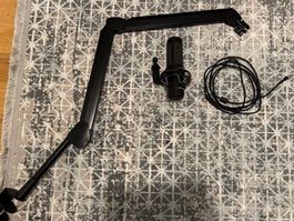 HyperX QuadCast S Mikrofon mit Arm und Kabel | Top Zustand
