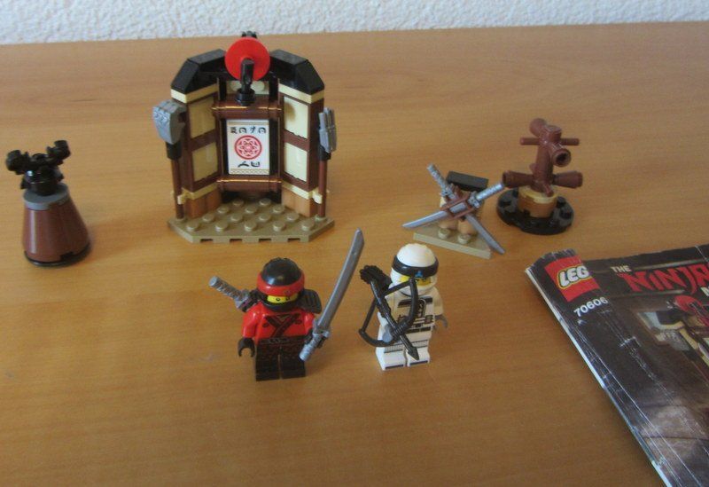 Lego Jeux de construction: Lego Ninjago 70706 " Spinjitzu Training " – D'occasion à Kreuzlingen par heinrich7h 8