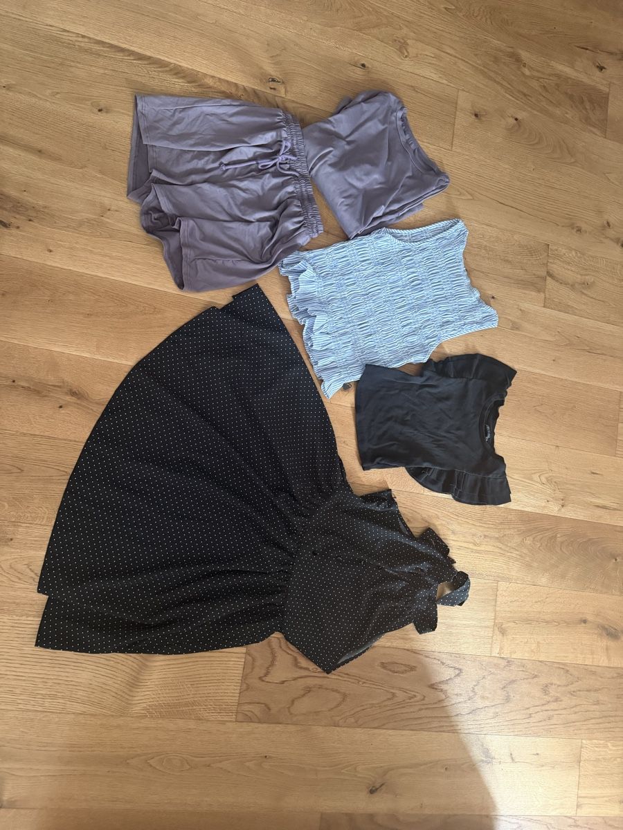 Kleiderpakete: Kleiderset gr. M – Gebraucht aus Hohenrain von Flysohighmybutterfly 1