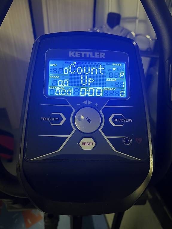 Hometrainer: Crosstrainer – Gebraucht aus Domat/Ems von abe_7jbx 3