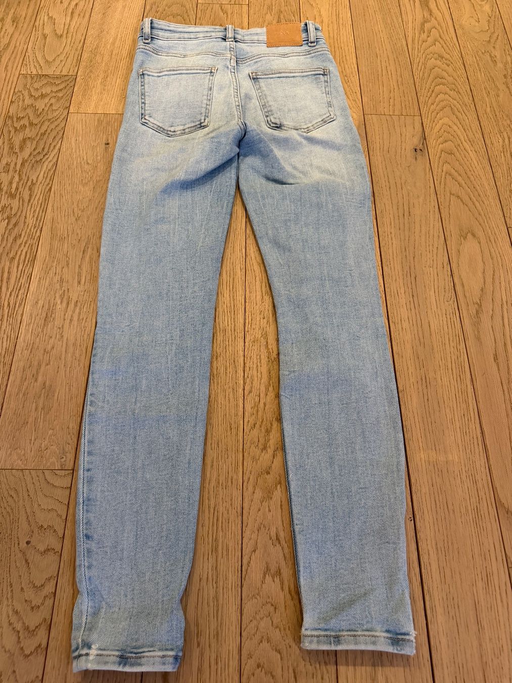 Zara Jeans: Jeans Gr. 36 Zara – Neu (gemäss Beschreibung) aus Wiesendangen von gefion99 2