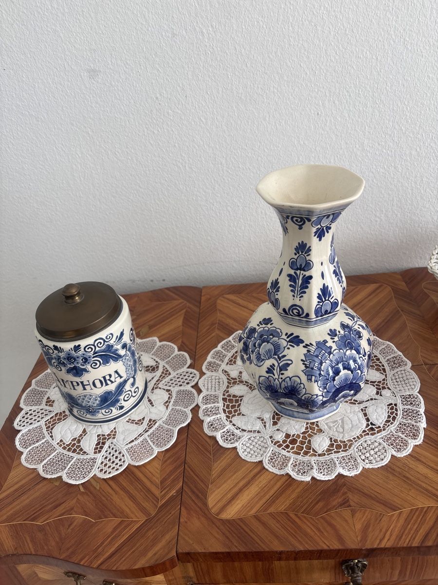 Vasen & Gefässe: Delft Dose und Vase  – Gebraucht aus Kriens von Wundertuete17
