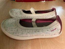 Süsse neuwertige Geox Ballerina Gr. 30