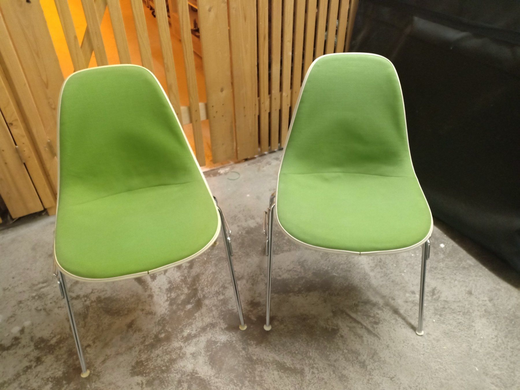 Herman Miller Sedie: 2 Stk. Vitra Eames / Hermann Miller Stühle original – Usato da zürich venduto da Bsp1