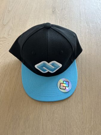 Kappe 56cm blau schwarz mit Logo 100% Baumwolle neu