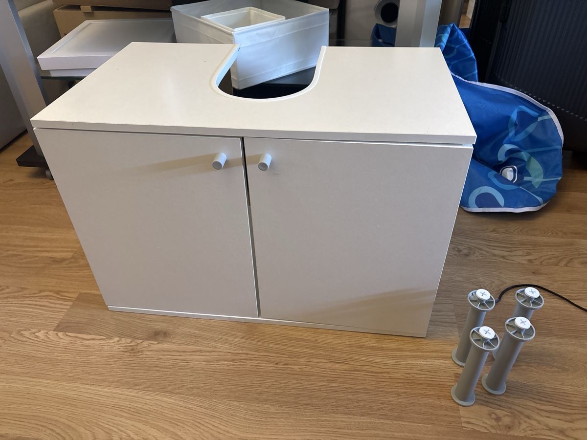 Ikea Installations & Meubles: Badunterschrank IKEA – D'occasion à Birsfelden par gab_58dc