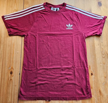 T-Shirt adidas dunkelrot Grösse S Shirt retro/vintage look