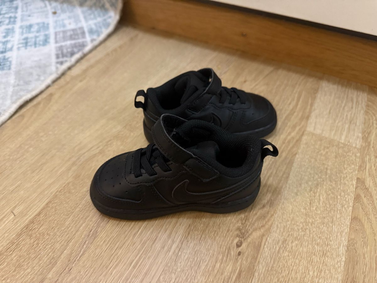 Nike Scarpe da uomo: Nike Schuhe GR.23 – Usato da Kloten venduto da Privat2011 1