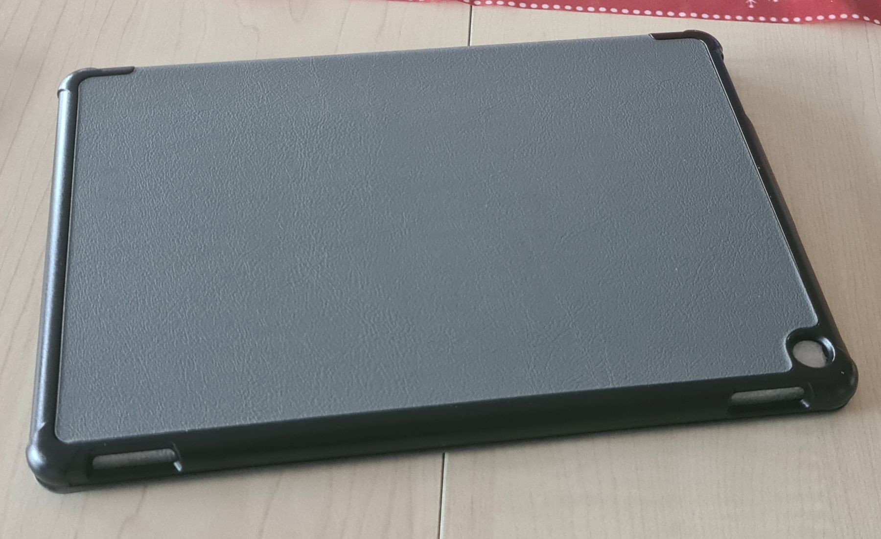 Covers & Borse: Amazon Fire HD10 2023 Hülle Bookcover – Nuovo e nell'imballaggio originale da Othmarsingen venduto da Paedi576