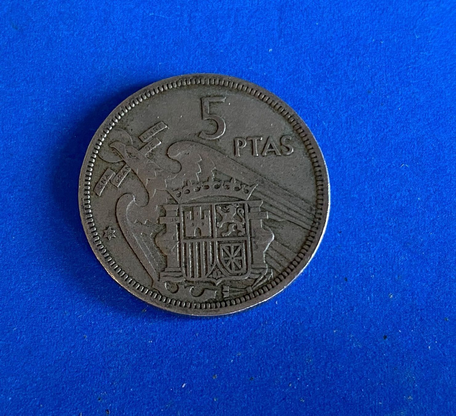 Alle Münzen: 5 PESETAS, FRANCO, 1957 – Gebraucht aus Leysin von geomamar 1