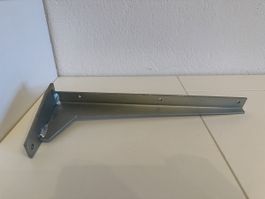 Stabiler Regalwinkel verzinkt