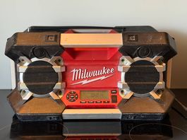 Milwaukee Baustellenradio C12-28 DCR  Akku & Netzbetrieb