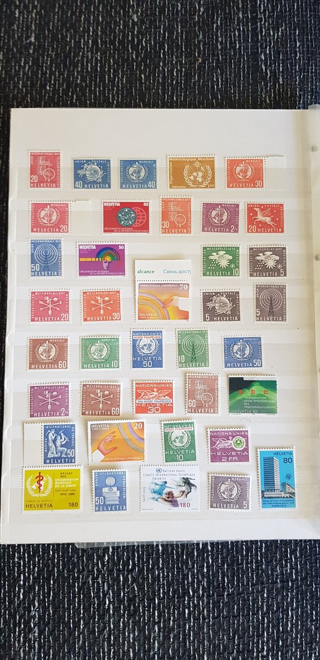 Tutti i francobolli: Briefmarken postfrisch Schweiz – Usato da Jona venduto da Glareola