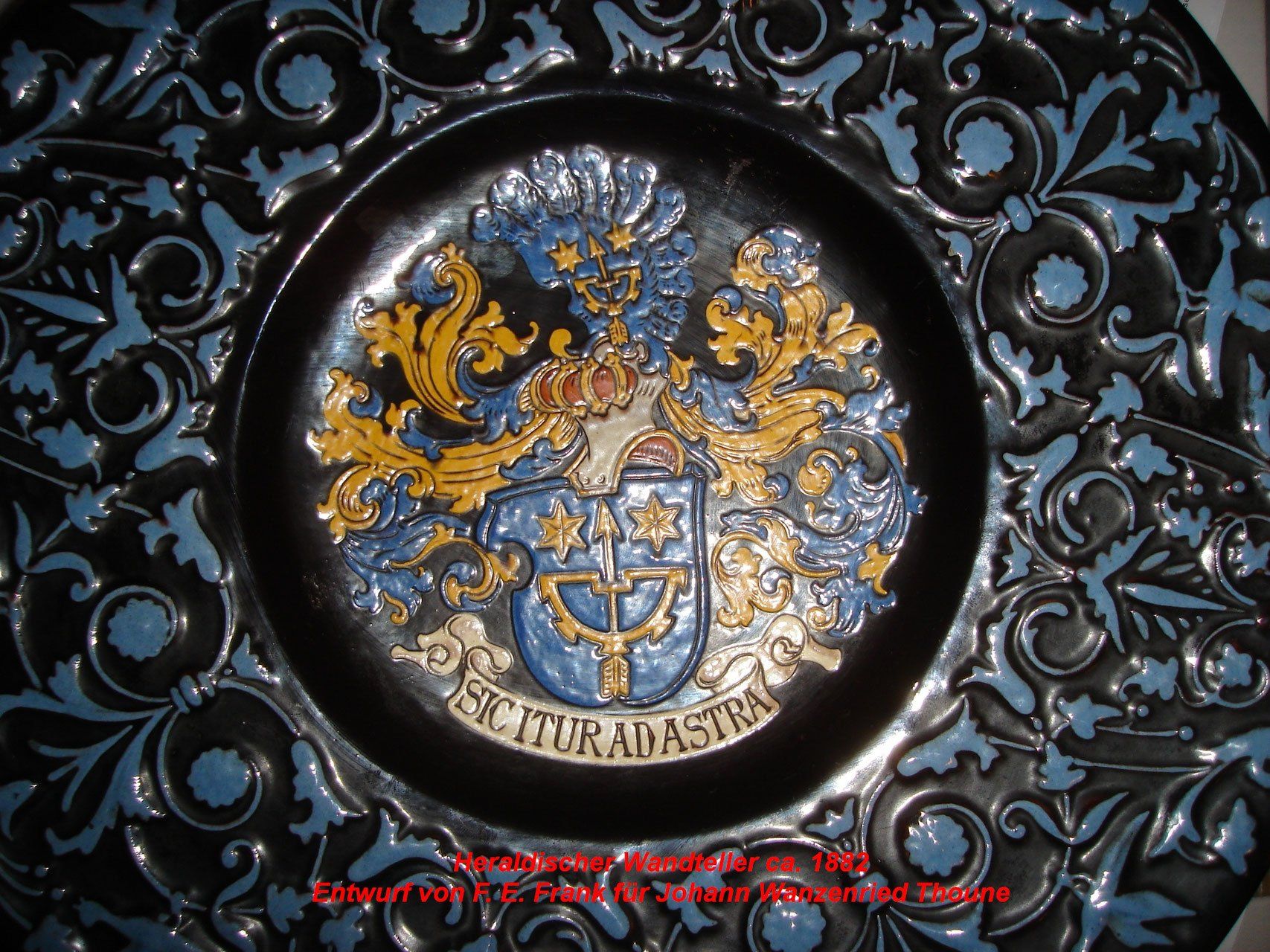 Assiettes: Thoune Heraldischer Wandteller ca.1882 – D'occasion à Bern par Grindelwaldaus 2