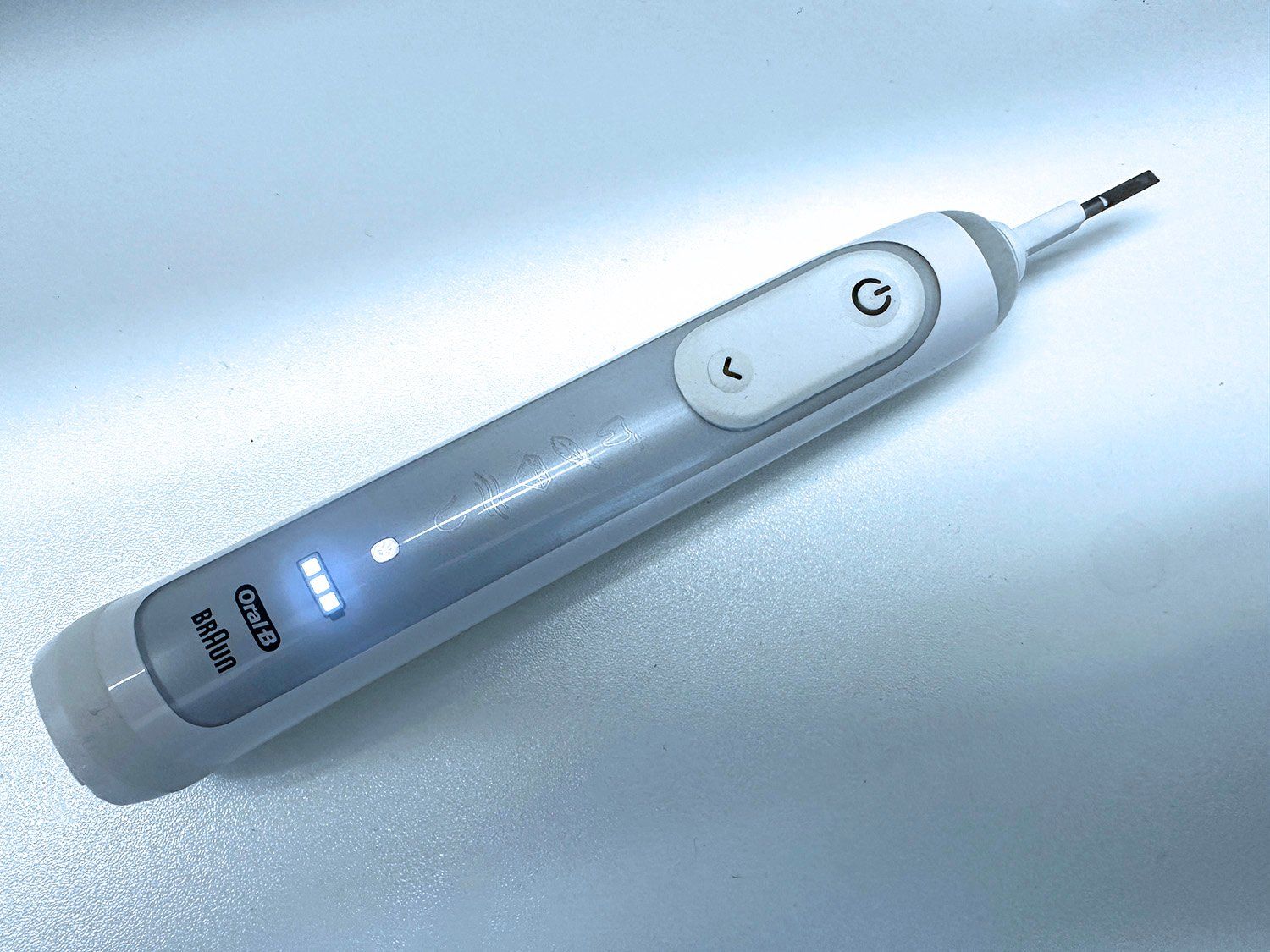 Oral B Zahnpflege: Oral-B Genius 8000 – Gebraucht aus Cadro von whale1958 1