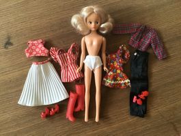 Dizzy Daisy Mary Quant mit Outfits