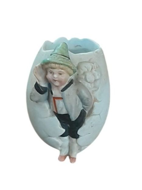 Sonstiges Geschirr: Eierbecher Porzellanfigur antik – Gebraucht aus Mörschwil von wunderkiste44