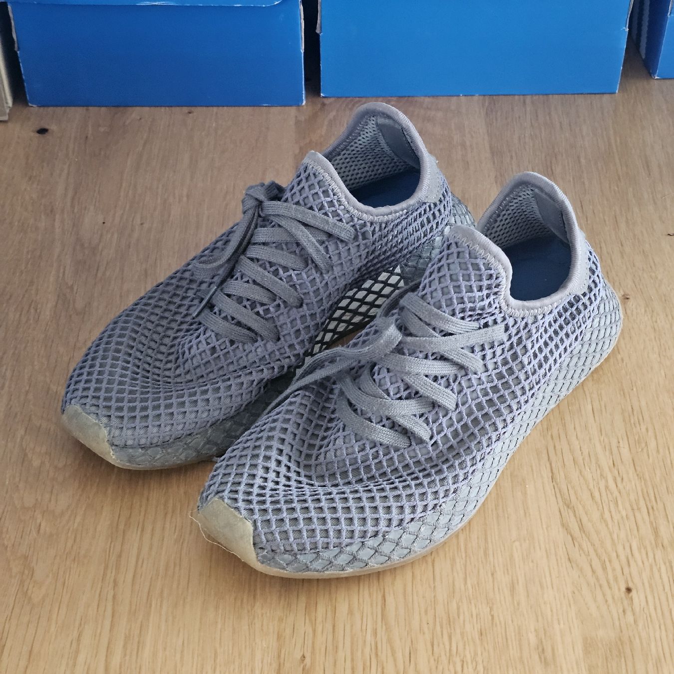 Scarpe da uomo: Baskets Adidas Deerupt Runner gris taille 40 – Usato da rolle venduto da Noma-collectible 1
