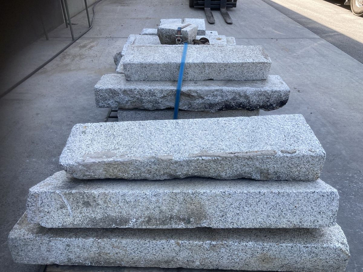 Scale: Div Granit Treppenstufen  – Usato da Uerkheim venduto da Dealer-4813 5